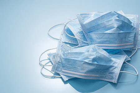 戴着口罩的地球 退烧用品的全球角色与启示